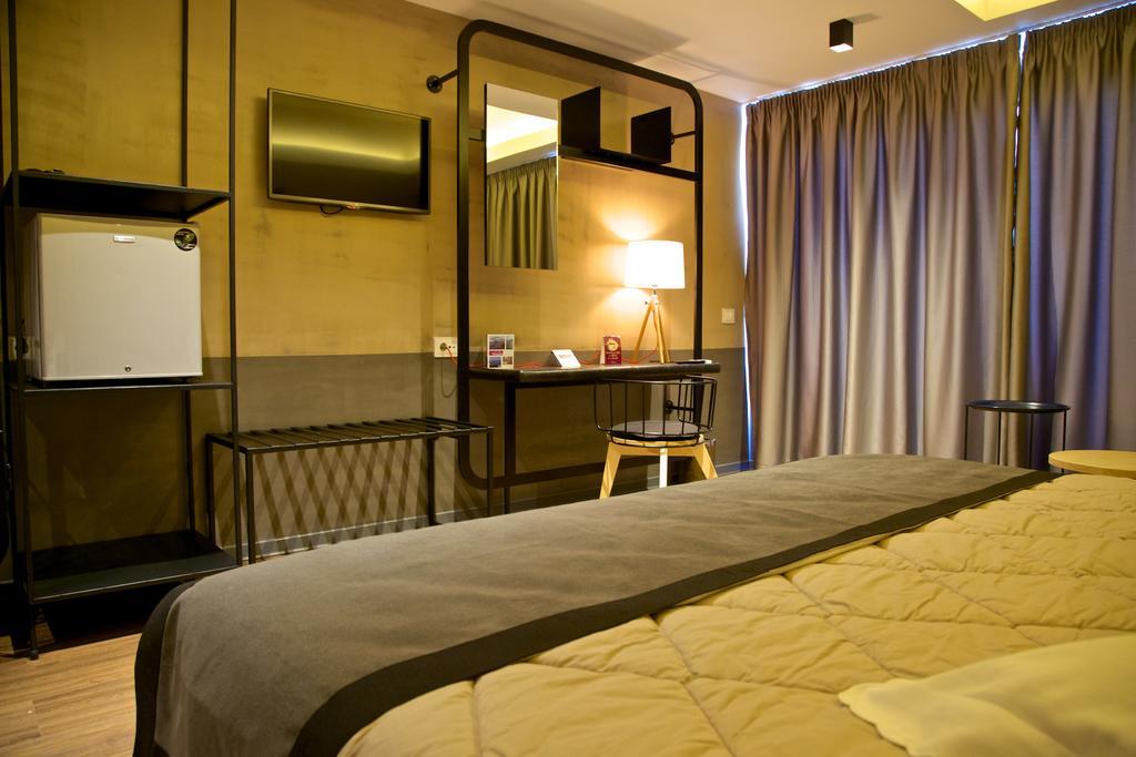 Adonis City Hotel Pátra Eksteriør bilde