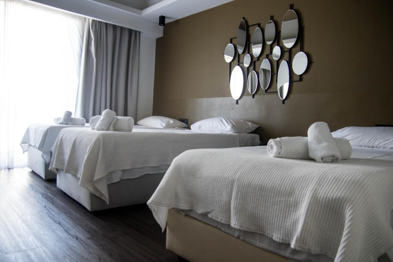 Adonis City Hotel Pátra Eksteriør bilde
