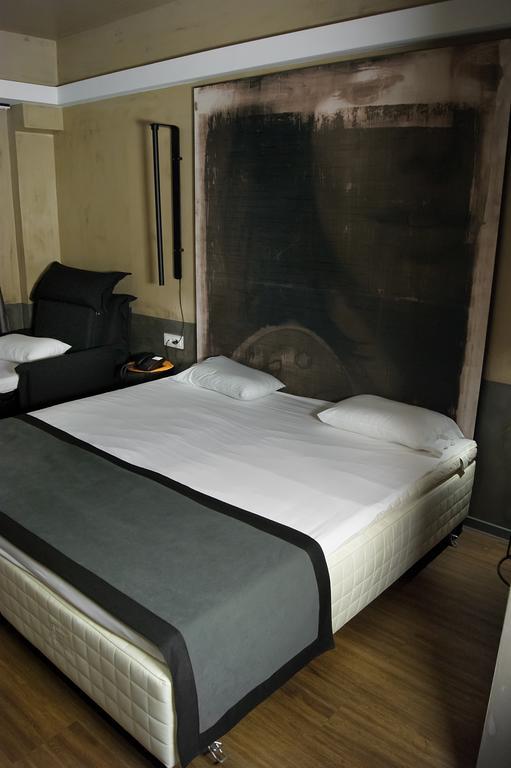 Adonis City Hotel Pátra Eksteriør bilde